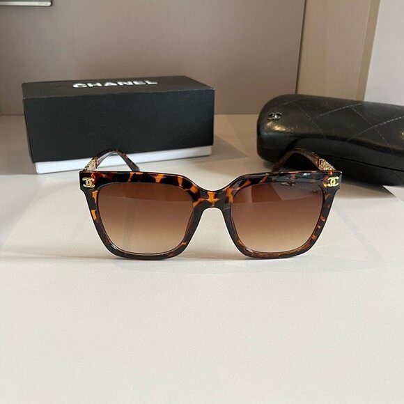 Chanel  Sunglasses main image 3